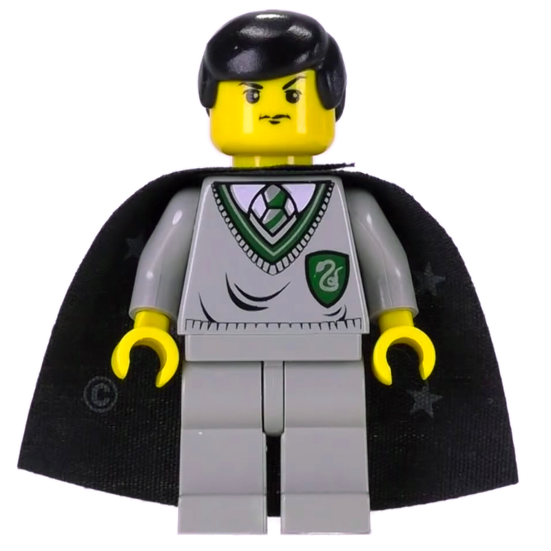 LEGO Gregory Goyle / Harry Potter, Yellow Skin, Slytherin Sweater with Crest, Cape with Stars (fig-006085)