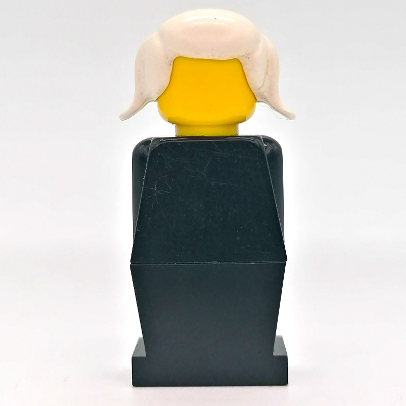 LEGO LEGOLAND Female, Black Torso, Black Legs, White Hair (fig-006462)