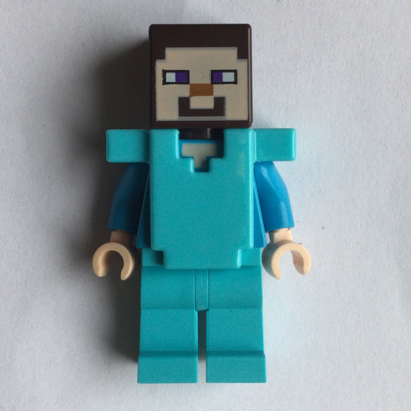 LEGO Steve in Medium Azure Armor (fig-006509)