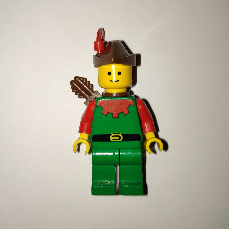 LEGO Forestman Archer (Forestmen) - Red, Brown Hat, Red Plume (fig-006870)