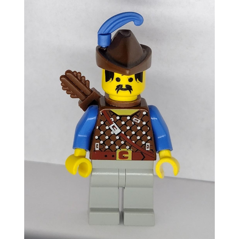LEGO Forestman Archer (Dark Forest) - Brown Hat (fig-006881)
