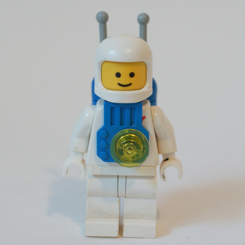 LEGO Classic Spaceman, White with Blue Jet Pack (fig-006905)