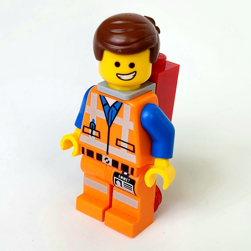 LEGO Emmet, Piece of Resistance, Happy / Scared, Red Plate (fig-007021)