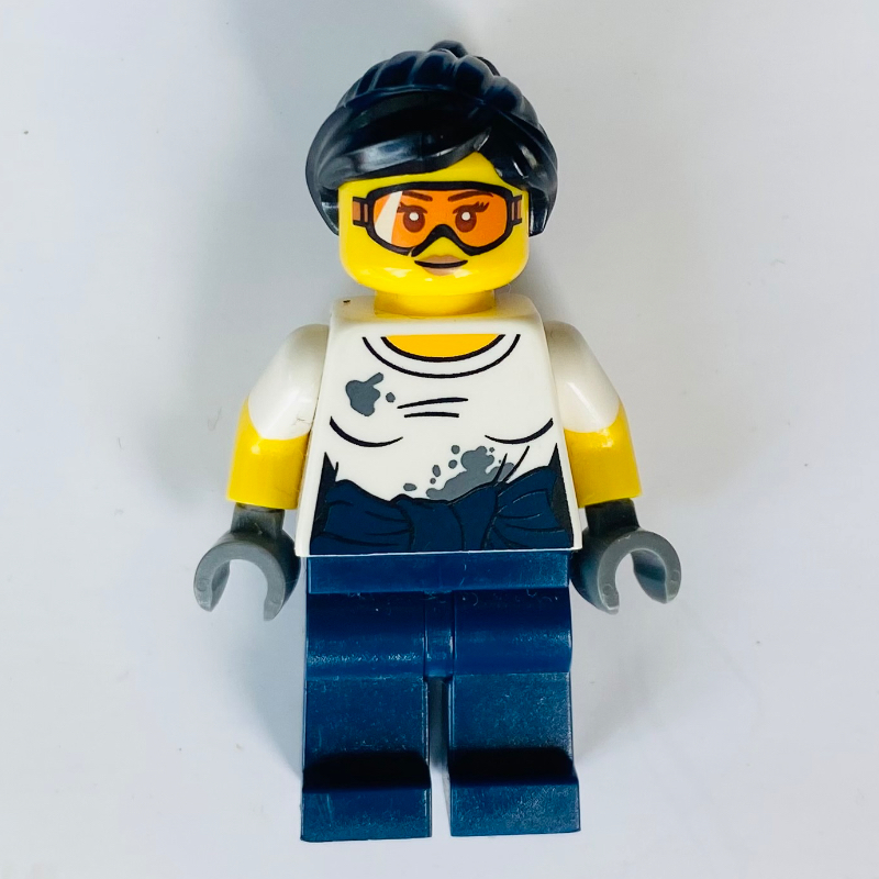 LEGO Mechanic, Dirty White Shirt, Dark Blue Legs, Orange Goggles, Woman (fig-007410)