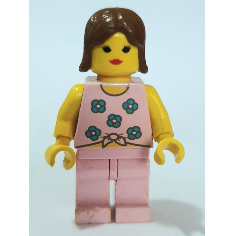 LEGO Woman, Tied Pink Tank Top with Flowers, Pink Legs, Brown Hair (fig-008701)
