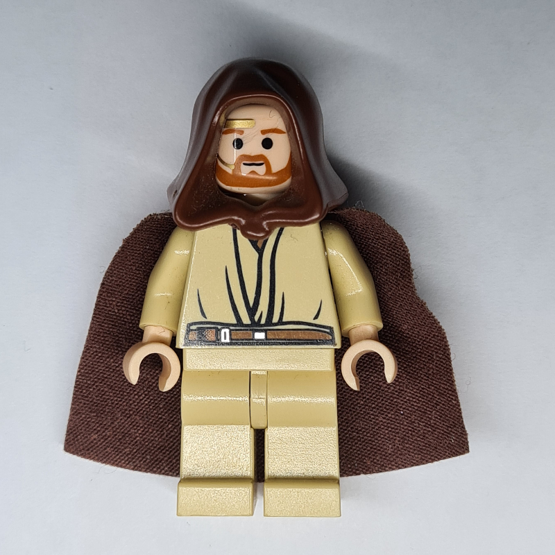 LEGO Obi-Wan Kenobi, Tan Legs, Headset, Reddish Brown Hood and Cape (fig-009119)