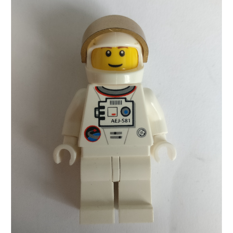 LEGO Astronaut - White Torso and Legs, Gold Visor, Male (fig-009226)