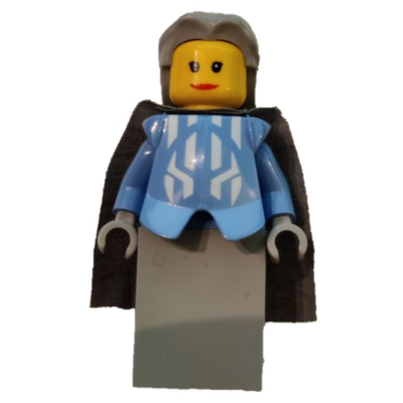 LEGO Queen, Medium Blue Armor, Light Bluish Gray Dress, Light Bluish Gray Cape, Light Bluish Gray Hair (fig-009253)