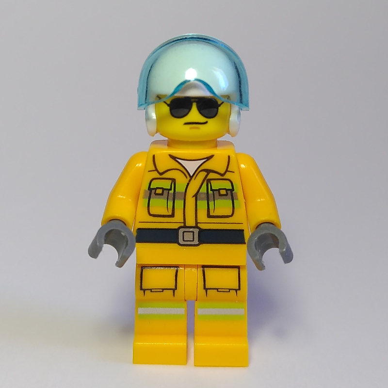 LEGO Pilot - Orange Torso, Orange Legs, White Helmet (fig-010870)
