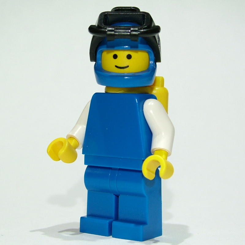LEGO Diver - Blue Torso, Blue Legs, Yellow Tanks, Blue Helmet (fig-011048)