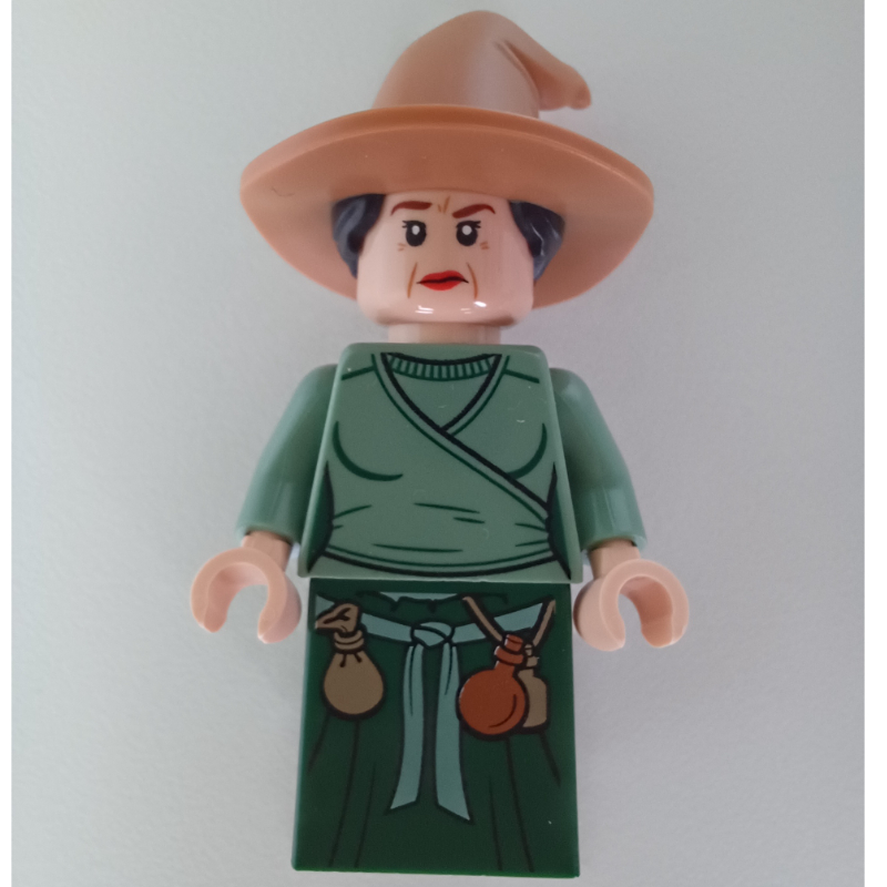 LEGO Witch, Sand Green and Dark Green Robes (fig-011342)