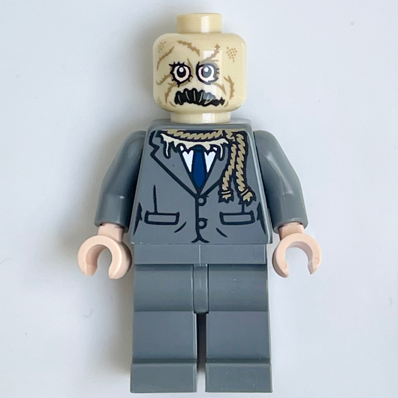 LEGO Scarecrow, Dark Bluish Gray Suit (fig-011851)