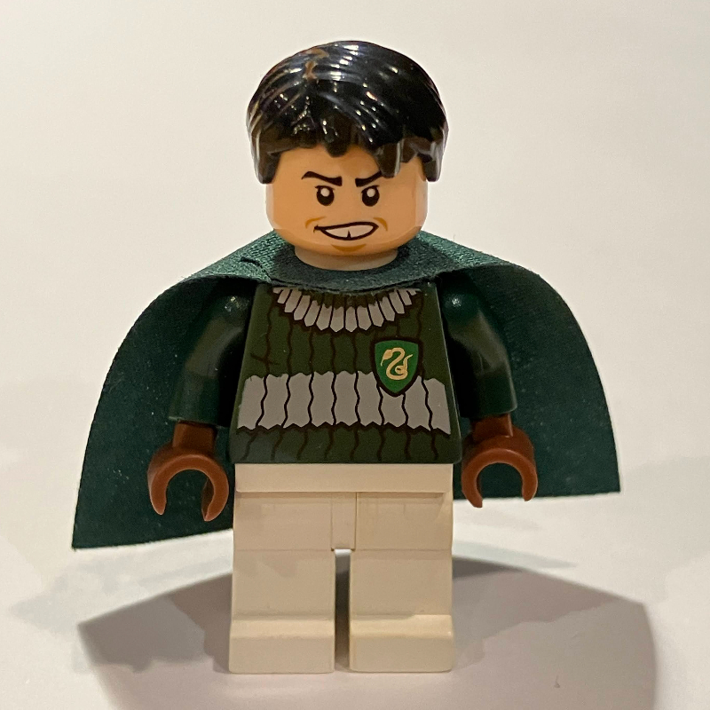 LEGO Marcus Flint, Dark Green, Dark Bluish Gray, and White Slytherin Quidditch Uniform - 3626b Head (fig-011867)