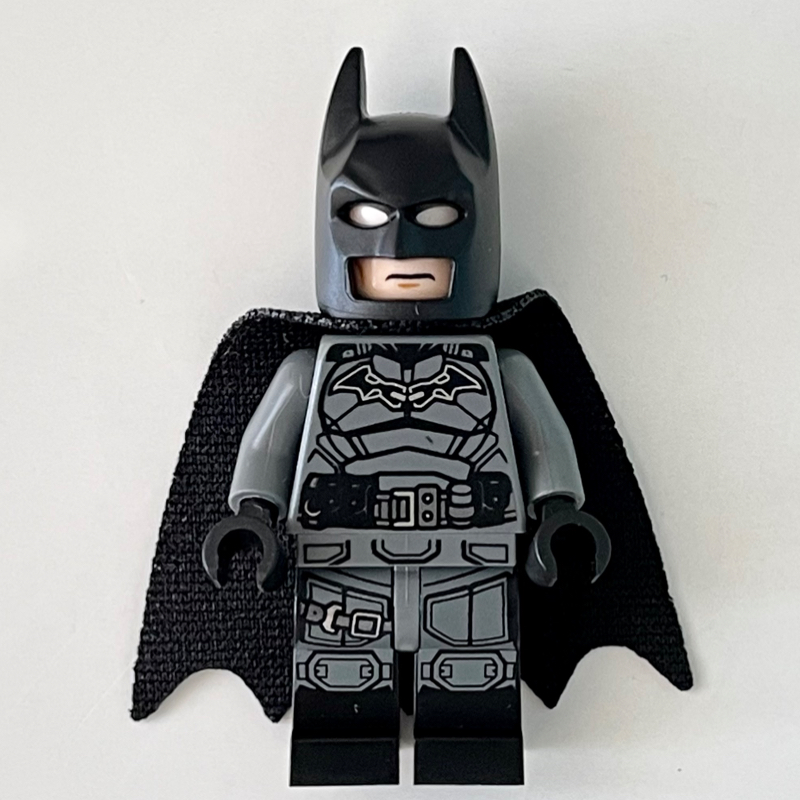LEGO Batman, Dark Bluish Gray Suit, Black Cape and Cowl, Light Nougat Head, Dark Bluish Gray Hips, Black Legs (fig-011874)