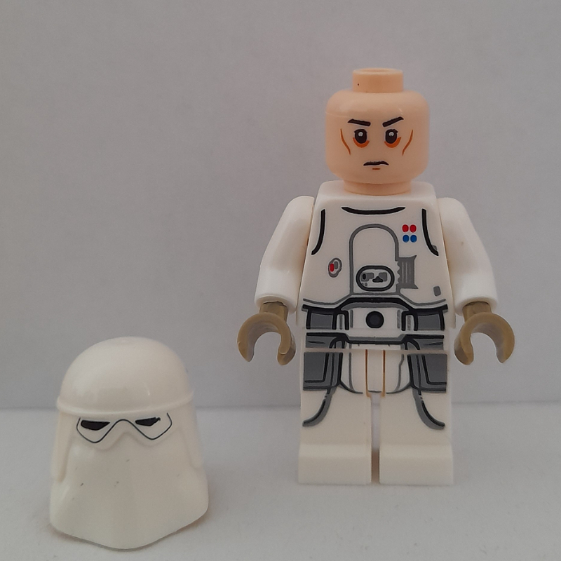 LEGO Snowtrooper, White Hips, Light Nougat Head, Officer (fig-011946)