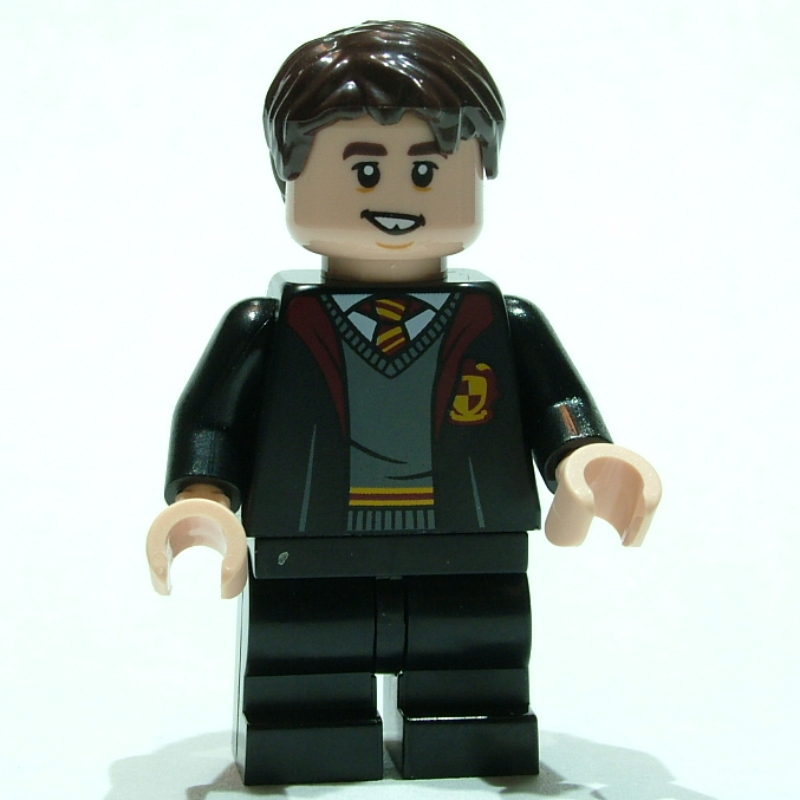 LEGO Neville Longbottom, Gryffindor Robes Open, Plain Medium Legs (fig-012313)