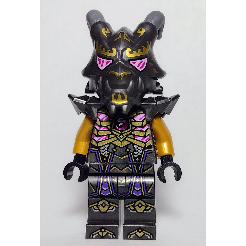 LEGO Crystal King, Single Torso, Neck Brace (fig-012728)