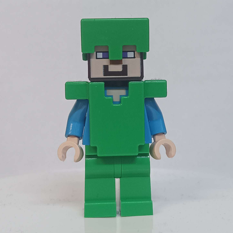 LEGO Steve in Bright Green Helmet and Armor (fig-013306)