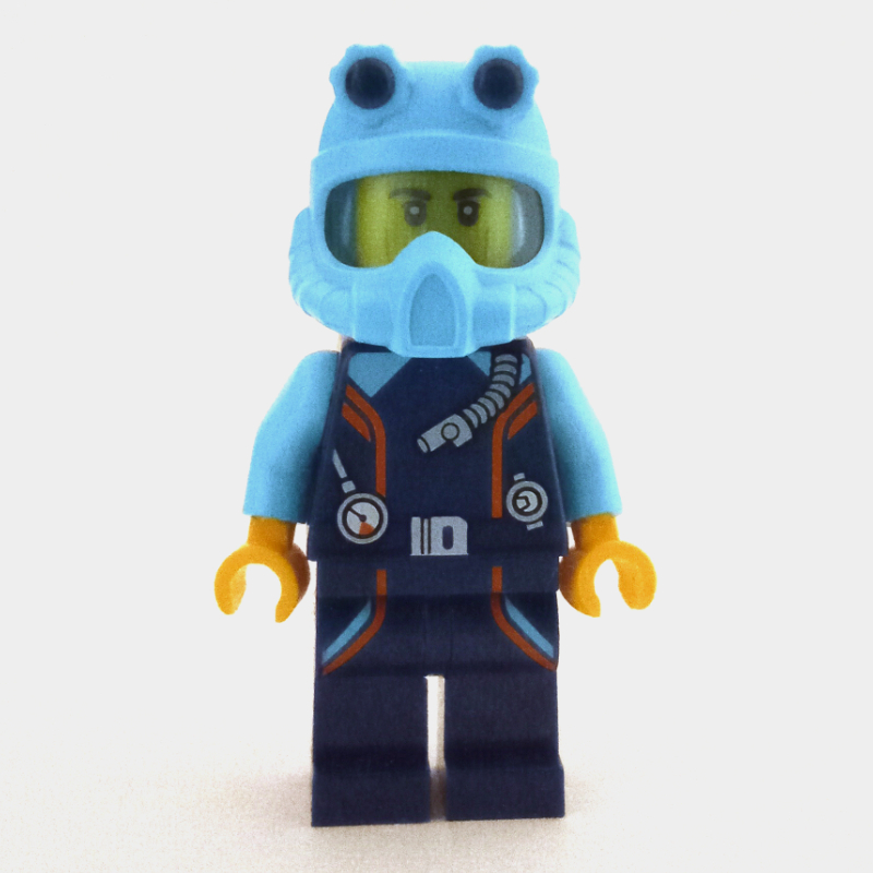LEGO Ocean Explorer Diver, Dark Blue Wetsuit, Medium Azure Helmet (fig-013962)
