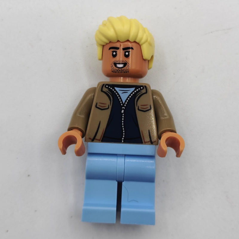 LEGO Soccer Fan, Dark Tan Jacket, Bright Light Yellow Hair (fig-014011)