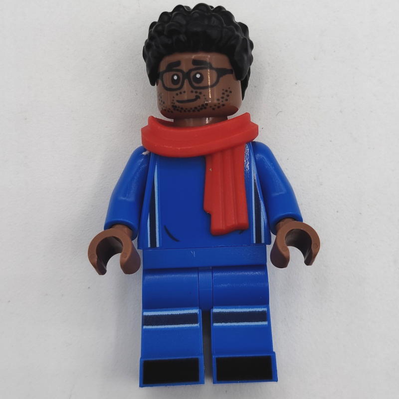 LEGO Soccer Fan, Blue Soccer Kit, Red Scarf, Black Hair (fig-014016)