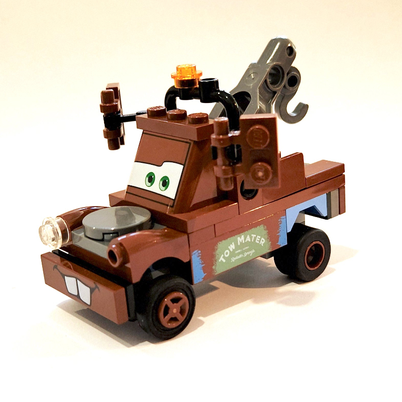 LEGO Tow Mater, Raised Left Eye (fig-014077)