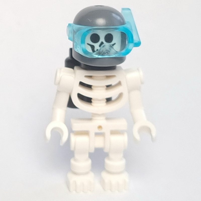 LEGO Skeleton, Standard Face, Dive Helmet and Airtanks, 78132 Torso (fig-014269)