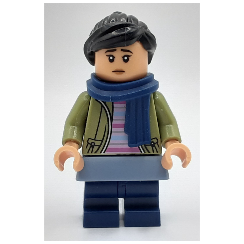 LEGO Cho Chang, Dark Blue Scarf, Skirt (fig-014763)