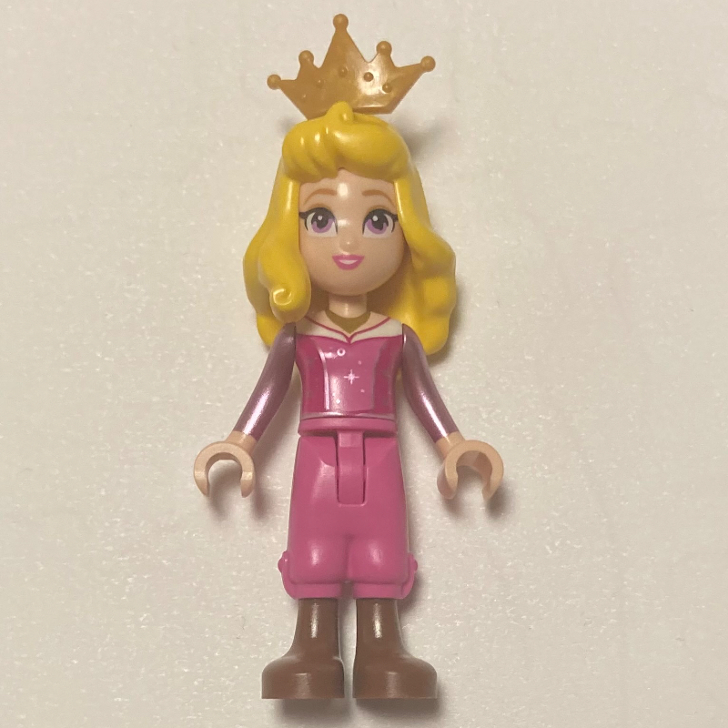 LEGO Aurora - Dark Pink Trousers, Big Eyes, Yellow Hair, Pearl Gold Crown (fig-015046)