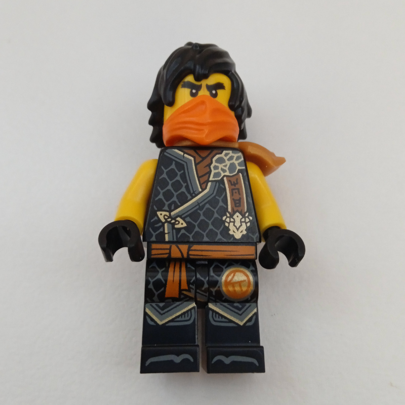 LEGO Cole, Black Robes, Hair, Shoulder Guard (fig-015157)