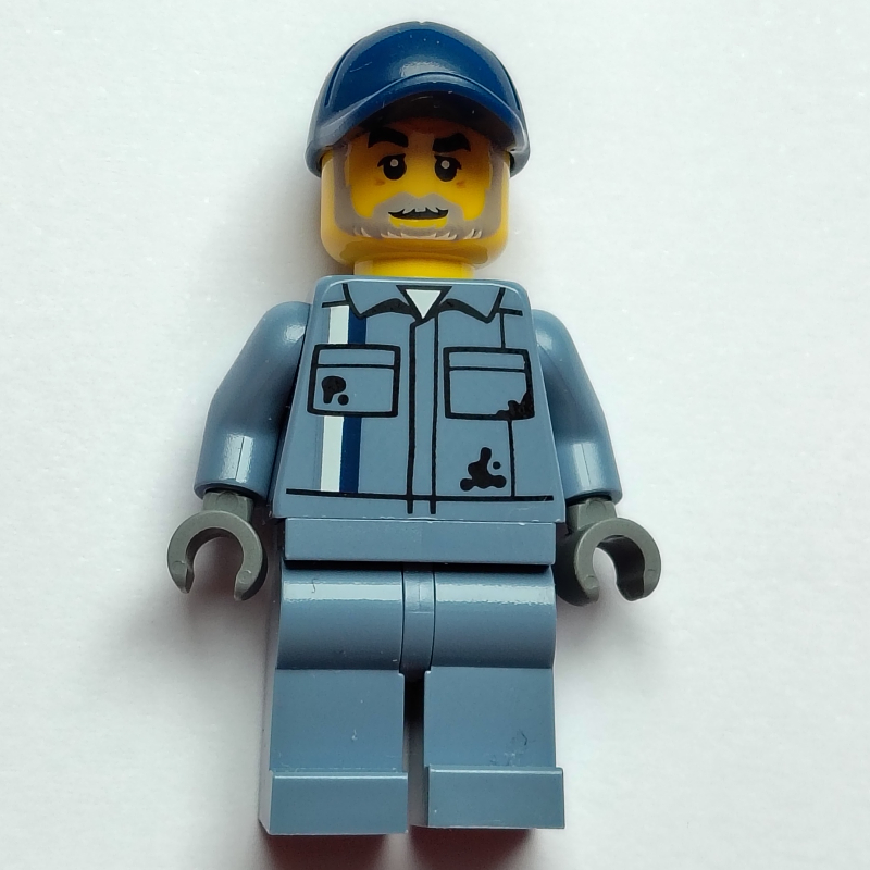 LEGO Scrapyard Worker, Sand Blue Overall, Dark Blue Cap (fig-016001)