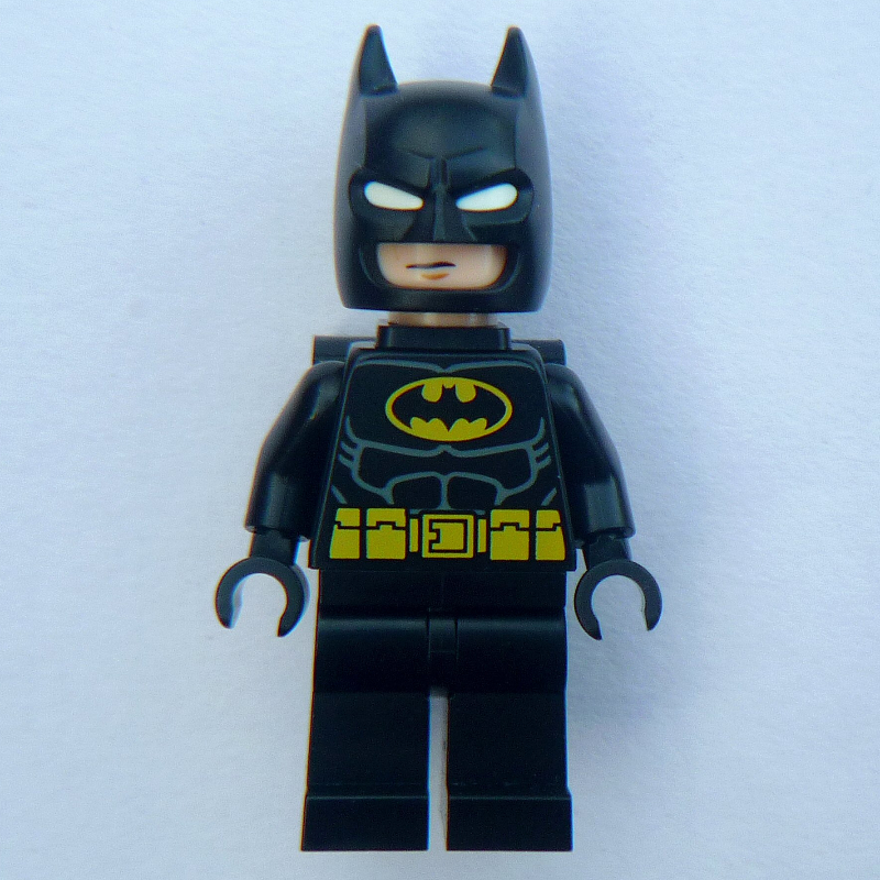 LEGO Batman, Black Suit, Black Cowl, Black Backpack (fig-016510)