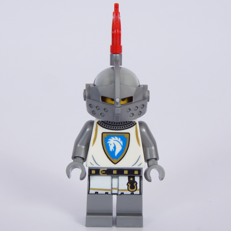 LEGO Knight, Female, White Tunic, Helmet with Red Plume (fig-016595)