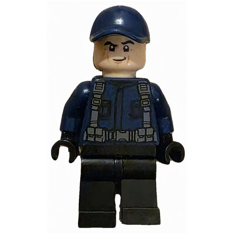 LEGO Guard, Black Legs, Dark Blue Cap (fig-017447)