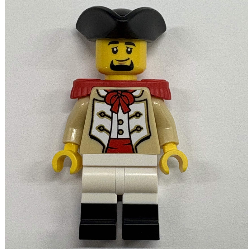 LEGO Marine, Male, Red Epaulette, Black Tricorn (fig-017942)